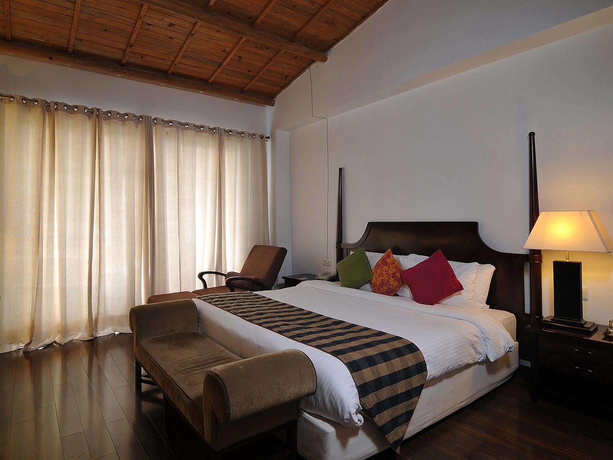 Club Mahindra Канатал Екстер'єр фото